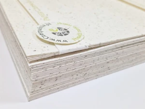 Papier czerpany z nasionami kwiatów polnych