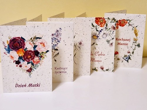 rosnace kartki na Dzień mamy_czerpalnia_pl.jpg